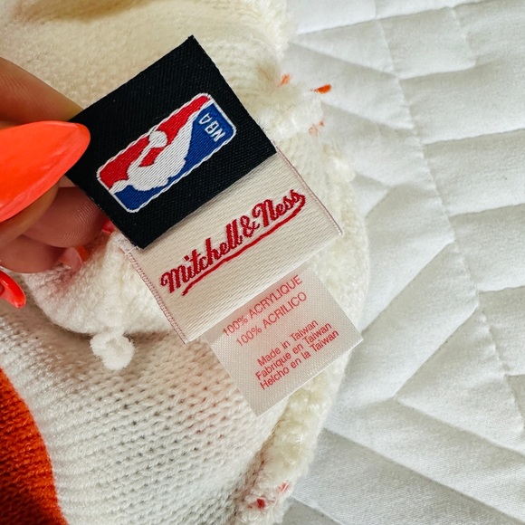 New York Knicks SkiBall Skully Hat O/S NWOT Ski Hat - Picture 4 of 7